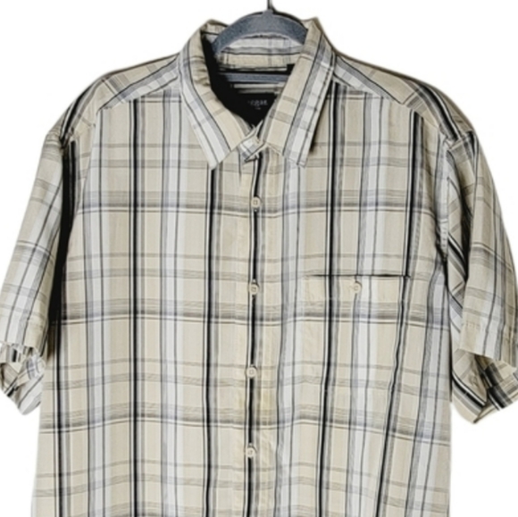 Haggar men casual button down short sleeve plaid shirt size large - Picture 3 of 8